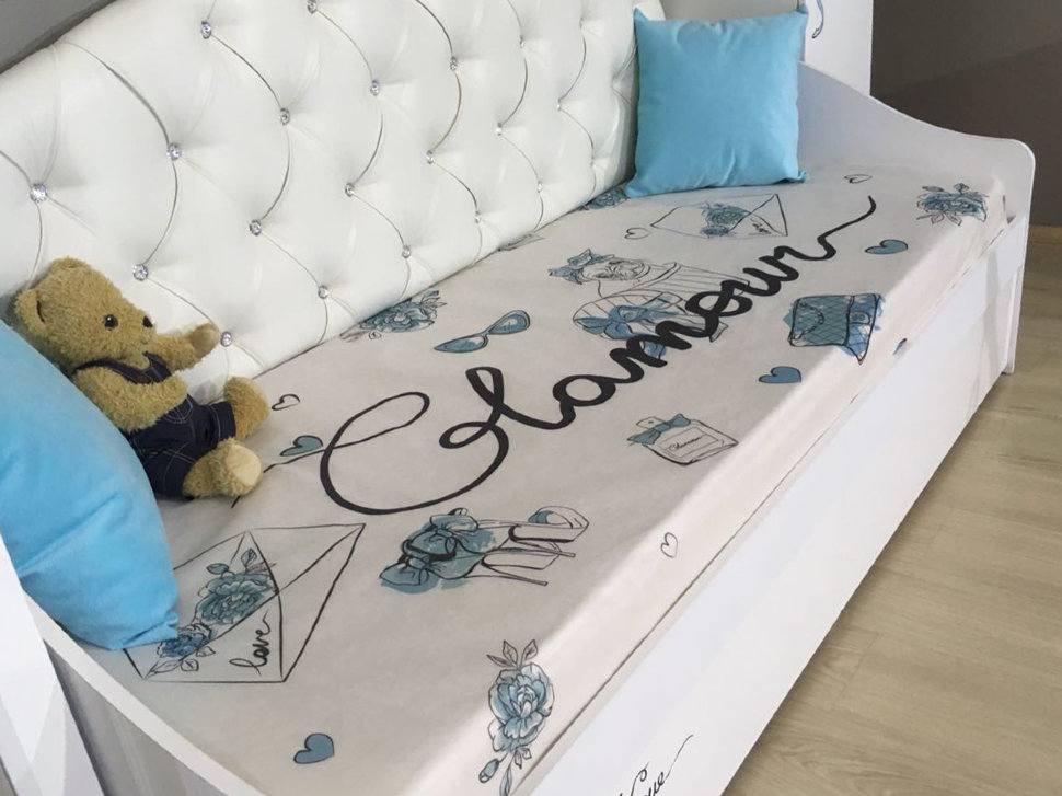 Комплект детской мебели Гламур