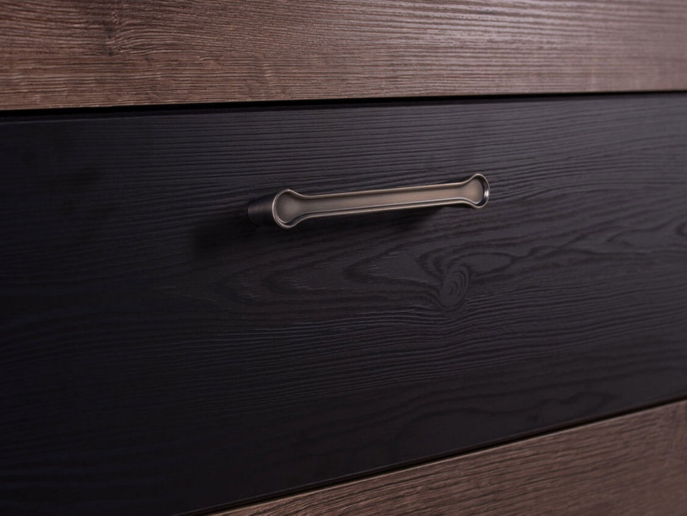 Шкаф-витрина Джагер